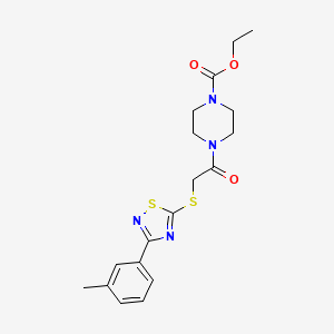molecular formula C18H22N4O3S2 B2940162 4-(2-((3-(间甲苯基)-1,2,4-噻二唑-5-基)硫代)乙酰)哌嗪-1-羧酸乙酯 CAS No. 864917-68-0