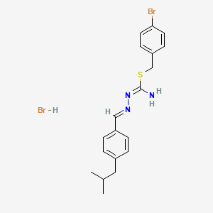 molecular formula C19H23Br2N3S B2940305 (E)-[(E)-[amino({[(4-bromophenyl)methyl]sulfanyl})methylidene]amino]({[4-(2-methylpropyl)phenyl]methylidene})amine hydrobromide CAS No. 1274947-90-8