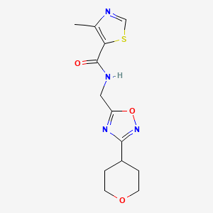 molecular formula C13H16N4O3S B2940550 4-甲基-N-((3-（四氢-2H-吡喃-4-基）-1,2,4-恶二唑-5-基)甲基)噻唑-5-甲酰胺 CAS No. 2034228-07-2