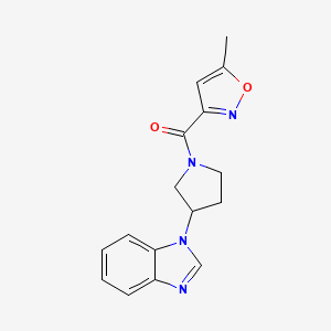 molecular formula C16H16N4O2 B2940825 (3-(1H-苯并[d]咪唑-1-基)吡咯烷-1-基)(5-甲基异恶唑-3-基)甲酮 CAS No. 2034298-64-9