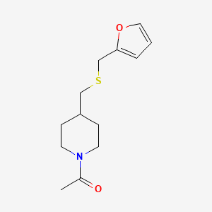 molecular formula C13H19NO2S B2940999 1-(4-(((Furan-2-ylmethyl)thio)methyl)piperidin-1-yl)ethanone CAS No. 1396768-92-5