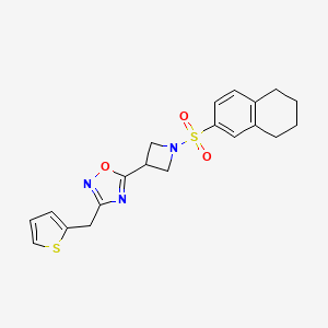 5-(1-((5,6,7,8-Tetrahydronaphthalen-2-yl)sulfonyl)azetidin-3-yl)-3-(thiophen-2-ylmethyl)-1,2,4-oxadiazole