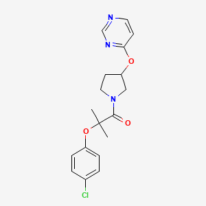molecular formula C18H20ClN3O3 B2941559 2-(4-Chlorophenoxy)-2-methyl-1-(3-(pyrimidin-4-yloxy)pyrrolidin-1-yl)propan-1-one CAS No. 2034297-43-1