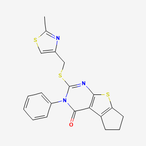 molecular formula C20H17N3OS3 B2942074 10-{[(2-甲基-1,3-噻唑-4-基)甲基]硫代}-11-苯基-7-噻-9,11-二氮杂三环[6.4.0.0^{2,6}]十二-1(8),2(6),9-三烯-12-酮 CAS No. 670273-19-5