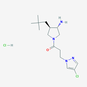 molecular formula C15H26Cl2N4O B2942615 1-[(3S,4R)-3-Amino-4-(2,2-dimethylpropyl)pyrrolidin-1-yl]-3-(4-chloropyrazol-1-yl)propan-1-one;hydrochloride CAS No. 2418593-36-7