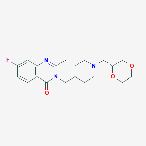 molecular formula C20H26FN3O3 B2942870 3-[[1-(1,4-Dioxan-2-ylmethyl)piperidin-4-yl]methyl]-7-fluoro-2-methylquinazolin-4-one CAS No. 2415526-51-9