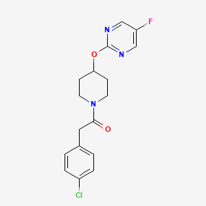 2-(4-Chlorophenyl)-1-[4-(5-fluoropyrimidin-2-yl)oxypiperidin-1-yl]ethanone