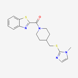 molecular formula C18H20N4OS2 B2944172 benzo[d]thiazol-2-yl(4-(((1-methyl-1H-imidazol-2-yl)thio)methyl)piperidin-1-yl)methanone CAS No. 1428349-98-7