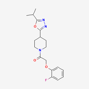 molecular formula C18H22FN3O3 B2945496 2-(2-Fluorophenoxy)-1-(4-(5-isopropyl-1,3,4-oxadiazol-2-yl)piperidin-1-yl)ethanone CAS No. 1211395-66-2