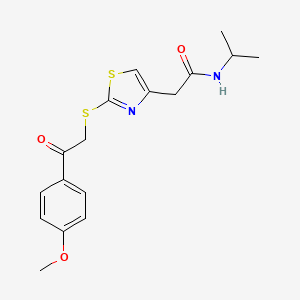 N-isopropyl-2-(2-((2-(4-methoxyphenyl)-2-oxoethyl)thio)thiazol-4-yl)acetamide