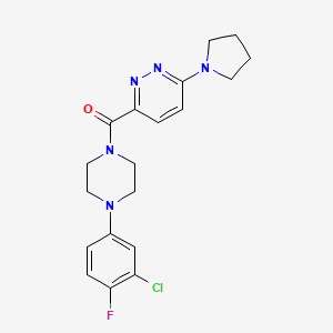 (4-(3-Chloro-4-fluorophenyl)piperazin-1-yl)(6-(pyrrolidin-1-yl)pyridazin-3-yl)methanone