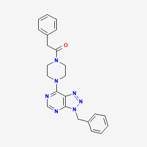 molecular formula C23H23N7O B2948441 1-(4-(3-benzyl-3H-[1,2,3]triazolo[4,5-d]pyrimidin-7-yl)piperazin-1-yl)-2-phenylethanone CAS No. 920390-72-3