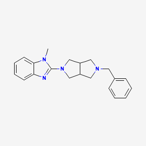 molecular formula C21H24N4 B2948491 2-{5-benzyl-octahydropyrrolo[3,4-c]pyrrol-2-yl}-1-methyl-1H-1,3-benzodiazole CAS No. 2380192-32-3