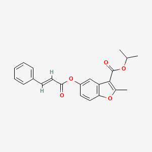 molecular formula C22H20O5 B2948550 (E)-isopropyl 5-(cinnamoyloxy)-2-methylbenzofuran-3-carboxylate CAS No. 618389-95-0