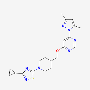 B2949525 3-Cyclopropyl-5-[4-[[6-(3,5-dimethylpyrazol-1-yl)pyrimidin-4-yl]oxymethyl]piperidin-1-yl]-1,2,4-thiadiazole CAS No. 2379986-51-1
