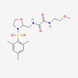 N1-((3-(mesitylsulfonyl)oxazolidin-2-yl)methyl)-N2-(2-methoxyethyl)oxalamide