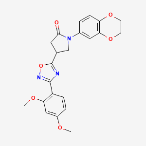 molecular formula C22H21N3O6 B2950310 1-(2,3-Dihydro-1,4-benzodioxin-6-yl)-4-[3-(2,4-dimethoxyphenyl)-1,2,4-oxadiazol-5-yl]pyrrolidin-2-one CAS No. 941918-09-8