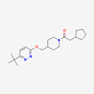 molecular formula C21H33N3O2 B2951309 1-[4-[(6-Tert-butylpyridazin-3-yl)oxymethyl]piperidin-1-yl]-2-cyclopentylethanone CAS No. 2320574-29-4