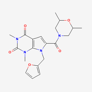 6-(2,6-dimethylmorpholine-4-carbonyl)-7-(furan-2-ylmethyl)-1,3-dimethyl-1H-pyrrolo[2,3-d]pyrimidine-2,4(3H,7H)-dione