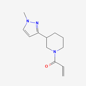 1-[3-(1-Methylpyrazol-3-yl)piperidin-1-yl]prop-2-en-1-one