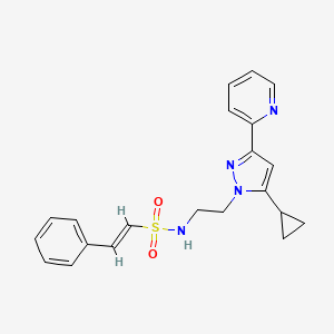 molecular formula C21H22N4O2S B2952412 (E)-N-(2-(5-cyclopropyl-3-(pyridin-2-yl)-1H-pyrazol-1-yl)ethyl)-2-phenylethenesulfonamide CAS No. 1798416-08-6