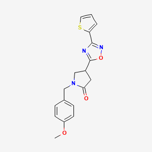 molecular formula C18H17N3O3S B2952903 1-(4-甲氧基苄基)-4-(3-(噻吩-2-基)-1,2,4-恶二唑-5-基)吡咯烷-2-酮 CAS No. 1105196-66-4