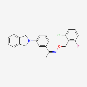 molecular formula C23H20ClFN2O B2952951 (Z)-[(2-chloro-6-fluorophenyl)methoxy]({1-[3-(2,3-dihydro-1H-isoindol-2-yl)phenyl]ethylidene})amine CAS No. 861207-26-3