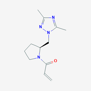 molecular formula C12H18N4O B2955681 1-[(2S)-2-[(3,5-Dimethyl-1,2,4-triazol-1-yl)methyl]pyrrolidin-1-yl]prop-2-en-1-one CAS No. 2189497-99-0