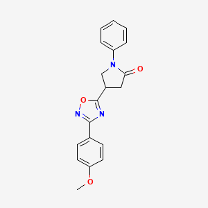 4-(3-(4-Methoxyphenyl)-1,2,4-oxadiazol-5-yl)-1-phenylpyrrolidin-2-one