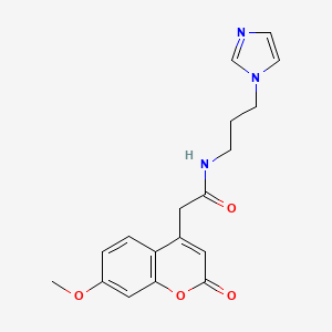 molecular formula C18H19N3O4 B2957592 N-(3-(1H-咪唑-1-基)丙基)-2-(7-甲氧基-2-氧代-2H-色满-4-基)乙酰胺 CAS No. 919761-77-6