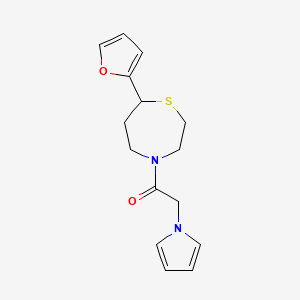 molecular formula C15H18N2O2S B2960382 1-(7-(呋喃-2-基)-1,4-噻七环-4-基)-2-(1H-吡咯-1-基)乙酮 CAS No. 1706061-59-7