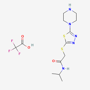 molecular formula C13H20F3N5O3S2 B2961813 N-isopropyl-2-((5-(piperazin-1-yl)-1,3,4-thiadiazol-2-yl)thio)acetamide 2,2,2-trifluoroacetate CAS No. 1351602-07-7