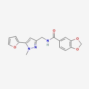 molecular formula C17H15N3O4 B2962159 N-((5-(furan-2-yl)-1-methyl-1H-pyrazol-3-yl)methyl)benzo[d][1,3]dioxole-5-carboxamide CAS No. 1421443-37-9