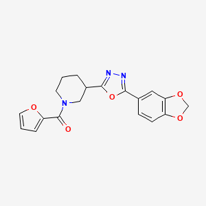 molecular formula C19H17N3O5 B2962699 (3-(5-(Benzo[d][1,3]dioxol-5-yl)-1,3,4-oxadiazol-2-yl)piperidin-1-yl)(furan-2-yl)methanone CAS No. 1173045-88-9