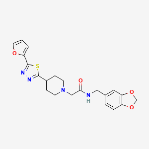molecular formula C21H22N4O4S B2964122 N-(苯并[d][1,3]二氧杂环-5-基甲基)-2-(4-(5-(呋喃-2-基)-1,3,4-噻二唑-2-基)哌啶-1-基)乙酰胺 CAS No. 1226431-79-3