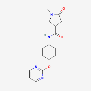 molecular formula C16H22N4O3 B2964514 1-methyl-5-oxo-N-((1r,4r)-4-(pyrimidin-2-yloxy)cyclohexyl)pyrrolidine-3-carboxamide CAS No. 2034194-51-7