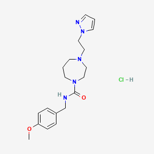 molecular formula C19H28ClN5O2 B2964679 4-(2-(1H-吡唑-1-基)乙基)-N-(4-甲氧基苄基)-1,4-二氮杂环戊烷-1-甲酰胺盐酸盐 CAS No. 1421517-65-8