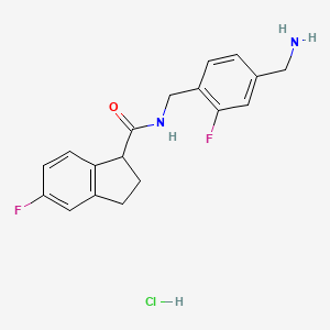 molecular formula C18H19ClF2N2O B2964736 N-[[4-(氨甲基)-2-氟苯基]甲基]-5-氟-2,3-二氢-1H-茚-1-甲酰胺；盐酸盐 CAS No. 2490426-35-0