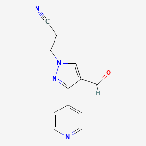 molecular formula C12H10N4O B2966875 3-[4-formyl-3-(pyridin-4-yl)-1H-pyrazol-1-yl]propanenitrile CAS No. 1803566-62-2