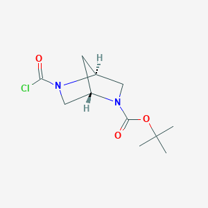 molecular formula C11H17ClN2O3 B2968003 tert-butyl (1S,4S)-5-(carbonochloridoyl)-2,5-diazabicyclo[2.2.1]heptane-2-carboxylate CAS No. 2171290-43-8