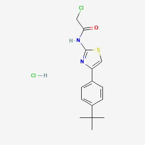 molecular formula C15H18Cl2N2OS B2969187 N-[4-(4-叔丁基苯基)-1,3-噻唑-2-基]-2-氯乙酰胺;盐酸盐 CAS No. 2247105-45-7