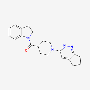 molecular formula C21H24N4O B2970012 1-(1-{5H,6H,7H-环戊并[c]哒嗪-3-基}哌啶-4-羰基)-2,3-二氢-1H-吲哚 CAS No. 2097897-43-1