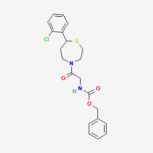 molecular formula C21H23ClN2O3S B2970567 Benzyl (2-(7-(2-chlorophenyl)-1,4-thiazepan-4-yl)-2-oxoethyl)carbamate CAS No. 1795482-60-8