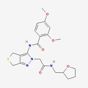 molecular formula C21H26N4O5S B2971120 2,4-dimethoxy-N-(2-(2-oxo-2-(((tetrahydrofuran-2-yl)methyl)amino)ethyl)-4,6-dihydro-2H-thieno[3,4-c]pyrazol-3-yl)benzamide CAS No. 1105206-04-9