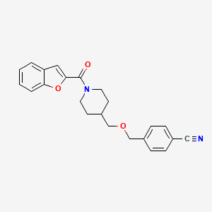 molecular formula C23H22N2O3 B2971311 4-(((1-(苯并呋喃-2-羰基)哌啶-4-基)甲氧基)甲基)苯甲腈 CAS No. 1396768-47-0