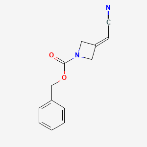molecular formula C13H12N2O2 B2972120 苄基 3-(氰亚甲基)氮杂环丁烷-1-甲酸酯 CAS No. 1994325-11-9