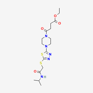 molecular formula C17H27N5O4S2 B2972590 4-(4-(5-((2-(异丙氨基)-2-氧代乙基)硫代)-1,3,4-噻二唑-2-基)哌嗪-1-基)-4-氧代丁酸乙酯 CAS No. 1105200-88-1