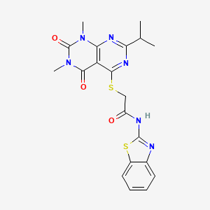molecular formula C20H20N6O3S2 B2973764 N-(benzo[d]thiazol-2-yl)-2-((2-isopropyl-6,8-dimethyl-5,7-dioxo-5,6,7,8-tetrahydropyrimido[4,5-d]pyrimidin-4-yl)thio)acetamide CAS No. 863002-76-0