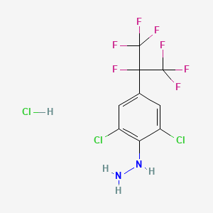 molecular formula C9H6Cl3F7N2 B2973807 (2,6-Dichloro-4-(perfluoropropan-2-yl)phenyl)hydrazine hydrochloride CAS No. 2007916-27-8