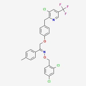 molecular formula C29H22Cl3F3N2O2 B2975586 (E)-[2-(4-{[3-chloro-5-(trifluoromethyl)pyridin-2-yl]methyl}phenoxy)-1-(4-methylphenyl)ethylidene][(2,4-dichlorophenyl)methoxy]amine CAS No. 339020-12-1